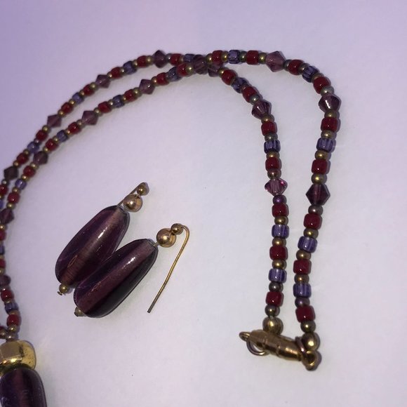 16 3/4" Red And Purple Beaded Necklace with Matching Earrings - Picture 11 of 13